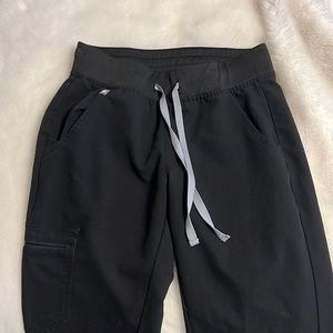 figs zemora black joggers